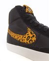 Nike Wmns Blazer Mid 77 (DC9207-001)
